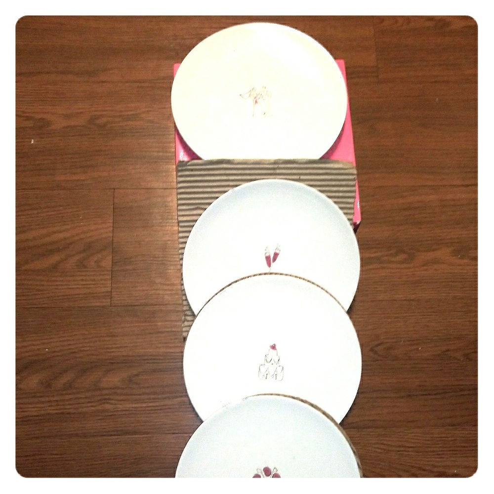 ✋ Crafted Cermamic Wedding Plates